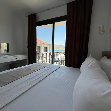 Lotus Port 阿拉恰特