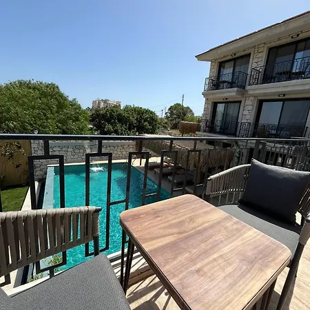 Lotus Port 阿拉恰特