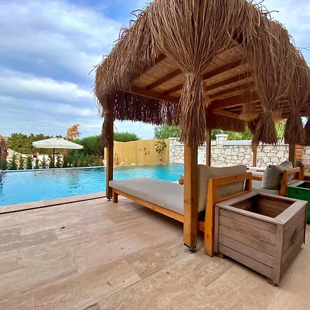 Lotus Port 阿拉恰特